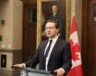 Pierre Poilievre lors de son premier point de presse au Parlement en tant que chef du PCC. — Photo : Inès Lombardo – Francopresse
