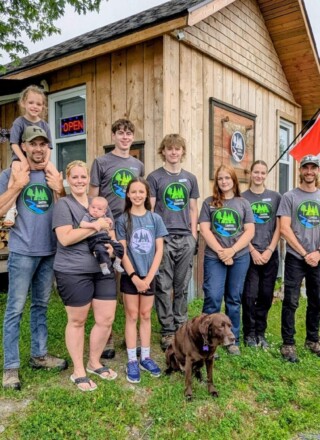 L'équipe du Camping Edmundston reçoit sa part de visiteurs depuis le début de la saison estivale. — Photo : Courtoisie
