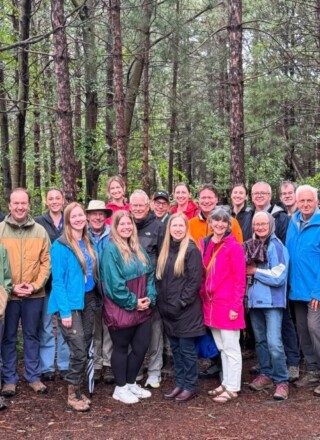 L’annonce a été vécue comme un moment de «célébration» sur l’aire de conservation du lac Laurentien. — Photo : Municipalité du Grand Sudbury