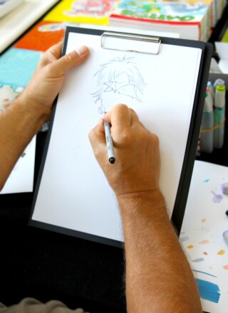 Alors que les ventes de bandes dessinées croissent, le neuvième art a du mal à se faire une place dans les communautés francophones en situation minoritaire. — Photo : TaniaVdB, Pixabay