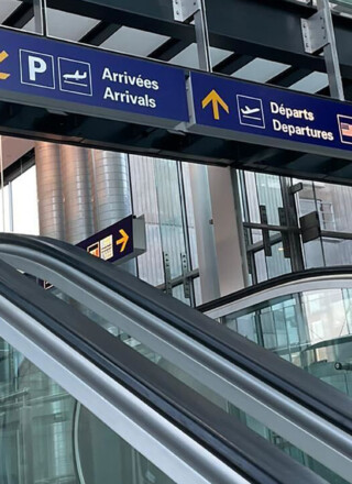 Les immigrants et immigrantes de langue officielle en situation minoritaire présentent des profils similaires à ceux de la majorité linguistique, avec une proportion plus élevée de femmes et de jeunes. —  Camille Langlade – Francopresse 