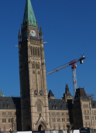 Le secrétariat du Conseil du Trésor, qui rédige les règlements en coordination avec Identités et cultures canadiennes (Patrimoine canadien), a expliqué que les règlements n’auront pas pour but de définir les parties de la loi. — Mélanie Tremblay – Francopresse
