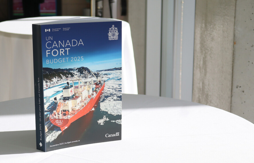 La francophonie canadienne a des réactions mitigées au lendemain du budget dévoilé par le gouvernement Carney, le 4 novembre.  — Julien Cayouette – Francopresse