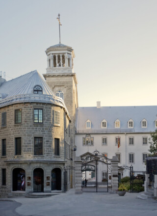 Le Centre de la francophonie des Amériques, dépendant du gouvernement du Québec depuis 2008, devra trouver des sources de revenus d’autres provinces et du fédéral, affirme Québec, par la voix de son ministre, Jean-François Roberge.  &mdash; Courtoisie Centre de la francophonie des Amériques