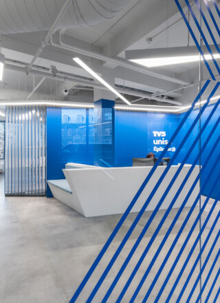 Le report de la décision du CRTC sur la hausse tarifaire laisse TV5 Québec Canada et la production francophone dans l’incertitude.  &mdash; Photo : Courtoisie TV5