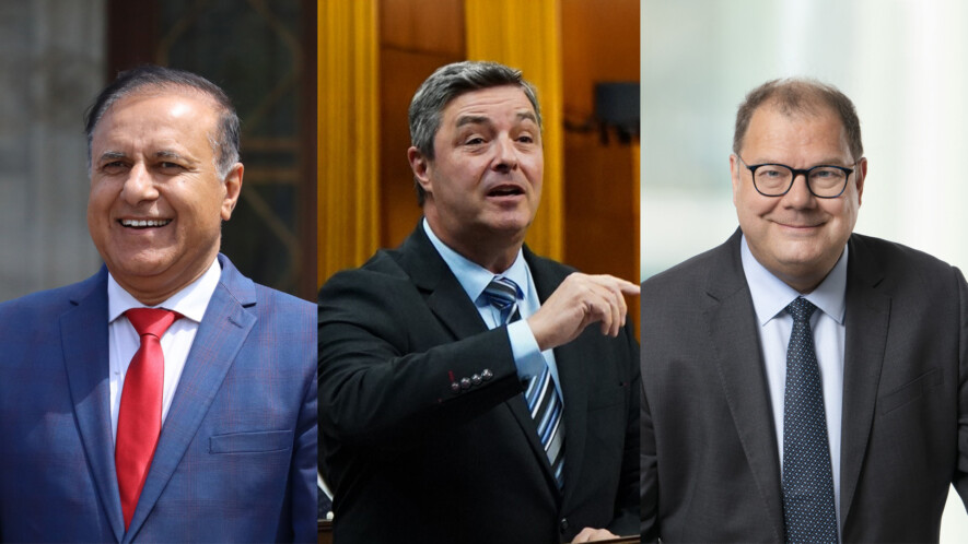 Les réponses d’Ali Shafqat, président du Conseil du Trésor, n’ont pas satisfait le conservateur Joël Godin et le bloquiste Mario Beaulieu.  — Photos : Inès Lombardo et Courtoisies