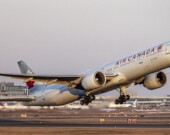 Air Canada et le Commissariat aux langues officielles ont plaidé pour la révision du règlement qui porte les sanctions pécuniaires administratives, nouveau pouvoir du commissaire, déposé en novembre 2025 par le gouvernement fédéral. &mdash; Aaron Davis – CC BY-SA 4.0
