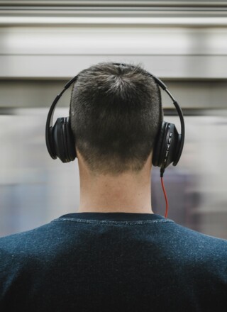 Sur les plateformes d’écoute de musique en continu, les pistes francophones ne captent qu’environ 8 % de l’écoute au Québec et moins de 1 % dans l’ensemble du Canada.  &mdash; Photo : Burst – Pexels