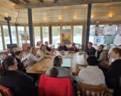 Consultation à la Ferme Mariposa en mars dernier dans l'Est ontarien.
 &mdash; PHOTO: Union culturelle des Franco-Ontariennes