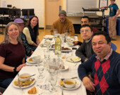 Les personnes présentes au Centre Belle-Alliance ont bien apprécié l’occasion de célébrer ensemble le mois du ramadan. &mdash; Photo : Amayes Hadj Amar