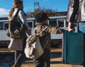 La fraude cible particulièrement les personnes qui demandent l’asile du fait de leur statut précaire et constitue une autre barrière, en plus de la nouvelle loi du gouvernement Carney qui pourrait les renvoyer vers des pays dangereux. &mdash; Freepik