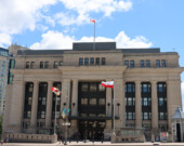 Sur les 105 sièges du Sénat, 7 sont actuellement vacants, dont quatre au Québec. Huit départs à la retraite sont prévus cette année, ce qui portera les sièges vacants à 15, si Mark Carney ne nomme personne dans les prochaines semaines.  &mdash; Photo : Inès Lombardo – Francopresse 