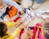 Les enfants dont les deux parents parlent français à la maison sont trois fois plus susceptibles d’avoir fréquenté une garderie francophone. &mdash; Photo : Yan Krukau – Pexels