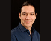 Alexandre Bacon est président-fondateur et conférencier de l'institut Ashukan, qui offrent plein de services pour donner de l’information sur les réalités autochtones.  &mdash; Photo : Institut Ashukan
