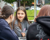 Les jeunes francophones du Canada cherchent plus d’occasions de parler en français.  &mdash; Photo : Timur Shakerzianov – Unsplash