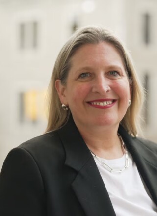 La vice-rectrice à la francophonie et aux relations externes et communautaires nommée Julie Cafley. &mdash; Photo : Université d'Ottawa