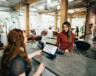 Les banques dans les petites régions auraient du mal à recruter du personnel qualifié et bilingue, a fait savoir l’Association des banquiers canadiens, lundi soir, au Comité permanent des langues officielles du Sénat. &mdash; Photo : Blake Wisz – Unsplash