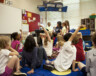 Sans que la pénurie de personnel enseignant soit entièrement réglée, les conseils et commissions scolaires francophones du Canada rapportent un peu plus de facilité dans les embauches cette année.  &mdash; Photo : CDC – Unsplash