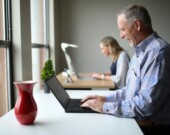 La plateforme FrancSavoir vient de faire sa sixième rentrée.  &mdash; Photo : TheStandingDesk – Unsplash