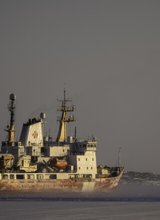 Le NGCC Henry Larsen est parti le 26 juin de St. John’s (T.-N.-L.) pour des opérations de déglaçage et des activités de soutien aux sciences de l’Arctique. &mdash; Courtoisie Garde côtière canadienne