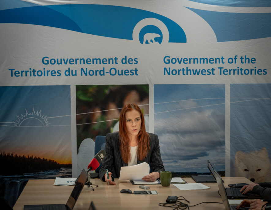 La vice-première ministre des Territoires du Nord-Ouest, Caroline Wawzonek, affirme que son gouvernement veille à participer aux discussions sur le développement et la règlementation des petits réacteurs modulaires.  — Photo Cristiano Pereira