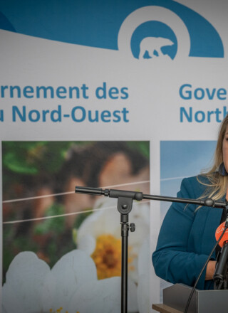 La ministre de l’Éducation, de la Culture et de la Formation, Caitlin Cleveland, a annoncé le rétablissement du quota d’immigration des TNO.  &mdash; Photo Cristiano Pereira