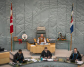 Le président de l’Assemblée législative, Shane Thompson, dirige les débats à Yellowknife. — Photo Cristiano Pereira
