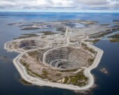 Vue aérienne de la mine Diavik, qui passera en 2026 d’une exploitation active à un chantier de réhabilitation sur plusieurs années. — Courtoisie Rio Tinto
