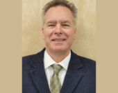 Le commissaire au droit à l’information et à la protection privée des Territoires du Nord-Ouest, Andrew Fox, a participé à une Évaluation des facteurs relatifs à la vie privée du projet pilote.  &mdash; Courtoisie