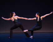 Les deux chorégraphes de SHORTS, Fia Gorgono et Tomiko Robson.  &mdash; Courtoisie