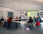 Organismes francophones et élu.e.s ont pris part à une rencontre de sensibilisation visant à mieux faire connaitre la réalité et les besoins de la communauté francophone des TNO.  &mdash; Courtoisie Marion Perrin