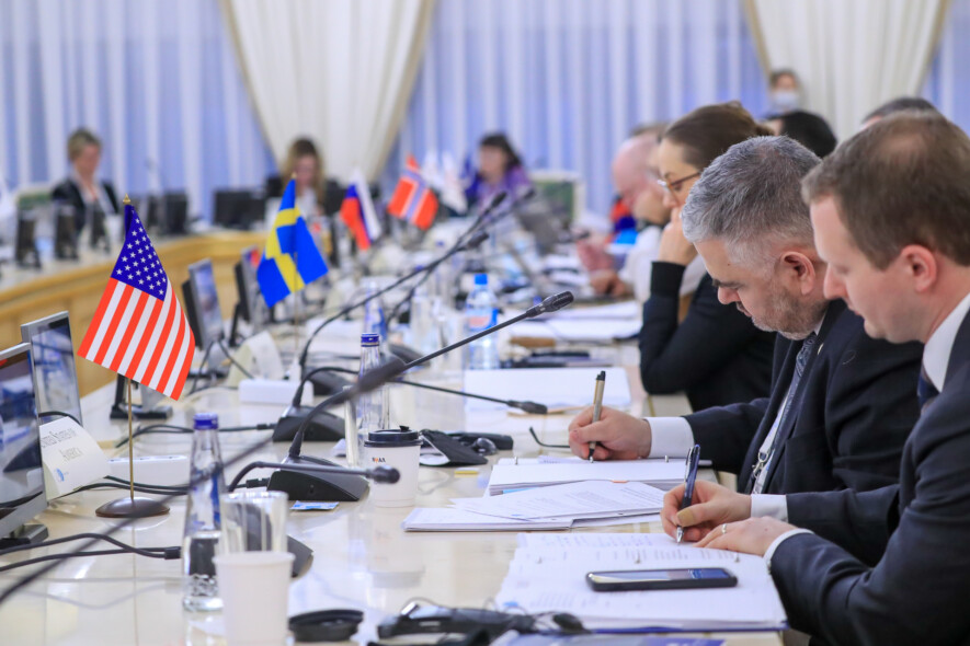 « L’avenir du Conseil de l’Arctique va dépendre de l’évolution d’autres enjeux internationaux, et notamment de la position des États-Unis et de la guerre en Ukraine. Et ça, c’est très difficile de prévoir comment ça va évoluer », explique Thierry Rodon, professeur au département de sciences politiques de l’Université Laval. &mdash; Courtoisie Roscongress-Vyacheslav Viktorov