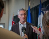 R.J. Simpson a reconnu le tort causé à Łutsël K’é, tout en réaffirmant que l’intervention de 2022 reposait, selon lui, sur des motifs valables. &mdash; Photo Cristiano Pereira