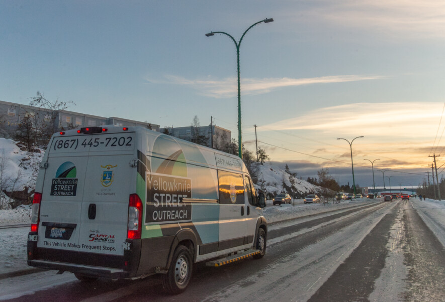 Line Drive Outreach assure un service de transport sécuritaire et de soutien de rue à Yellowknife pour les personnes en situation de vulnérabilité. 
 &mdash; (Photo Cristiano Pereira)