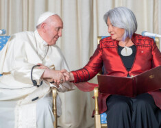 Rencontre entre la gouverneure générale Mary Simon et le pape François lors de sa visite au Canada en juillet 2022.  &mdash; Courtoisie Le sgt Anis Assari, Rideau Hal