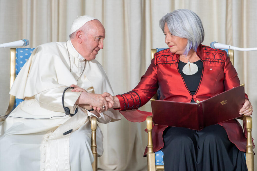 Rencontre entre la gouverneure générale Mary Simon et le pape François lors de sa visite au Canada en juillet 2022.  &mdash; Courtoisie Le sgt Anis Assari, Rideau Hal