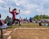 Les élèves de l’École Allain St-Cyr ont participé aux Championnats territoriaux d’athlétisme, tenus du 3 au 5 juin à Hay River. &mdash; Courtoisie