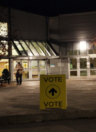 Ce lundi 19 octobre, Melissa Syer a remporté la course à la mairie contre Garett Cochrane avec 4 041 votes au total.  &mdash; Photo Ines Figuigui