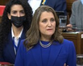 La ministre des Finances, Chrystia Freeland, lors du dépôt du budget fédéral 2022. Crédit : Capture CPAC  