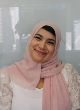 L’écrivaine Marie Orlette Daudrey Williams écrivaine et Zahrat El Islam Tebbal coordonnatrice du Programme des Femmes et responsable du projet. Photos : Courtoisie