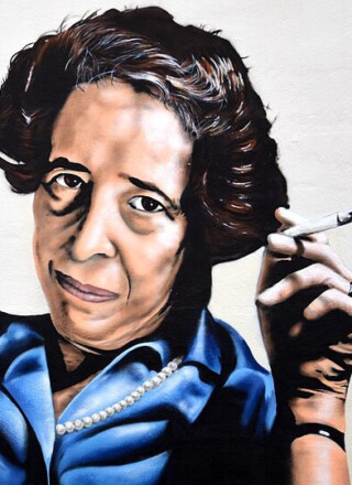 Portrait d'Hannah Arendt, d'après une photo célèbre de Käthe Fürst (Ramat Ha Sharon, Israël) : 