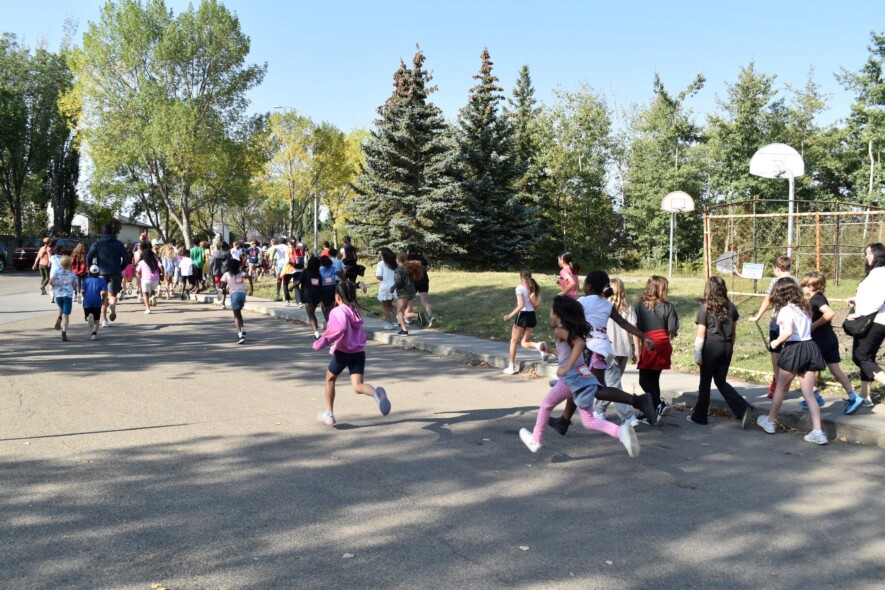 L’École La Mission organise la course Terry Fox, en début d’année scolaire, avec l’aide de son ISC. Photo : Courtoisie  
