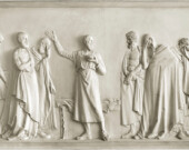 Socrate beve la cicuta : l’une des trois scènes consacrées par Canova à la mort de Socrate, inspirées du Phédon de Platon et de la traduction de Cesarotti, conçues comme un parcours presque liturgique. Reproduite par Tommaso Piroli et Vincenzo Camuccini.
Photos : Artgate Fondazione Cariplo via Wikimedia Commons.  