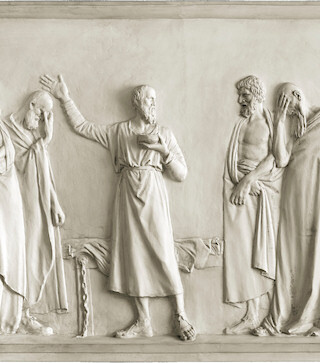 Socrate beve la cicuta : l’une des trois scènes consacrées par Canova à la mort de Socrate, inspirées du Phédon de Platon et de la traduction de Cesarotti, conçues comme un parcours presque liturgique. Reproduite par Tommaso Piroli et Vincenzo Camuccini.
Photos : Artgate Fondazione Cariplo via Wikimedia Commons.  