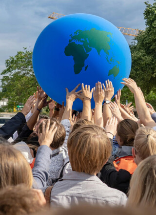 1205-Projet 89-Le consensus sur l’action climatique_Cr_Skigh_TV-Pexels :
Une large majorité de la population mondiale aimerait voir leur gouvernement mettre en place plus de mesures pour lutter contre les changements climatiques et leurs effets. Photo : Skigh_TV – Pexels
  
