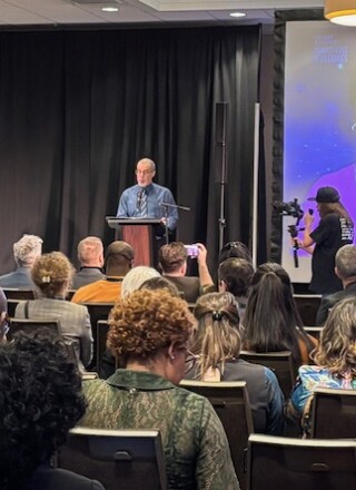 Étienne Alary, Directeur de Parallèle Alberta
 &mdash; Crédit : Le Franco