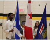 Cérémonie du lever du drapeau, à l’École Alexandre Taché

 &mdash; PHOTO: Courtoisie - École Alexandre Taché