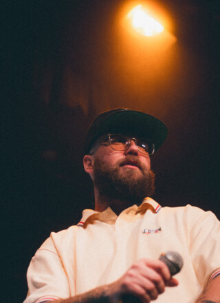 C’est en terre albertaine que Jono a décidé de poursuivre sa carrière de rappeur. &mdash; Crédit : Annie-France Noël