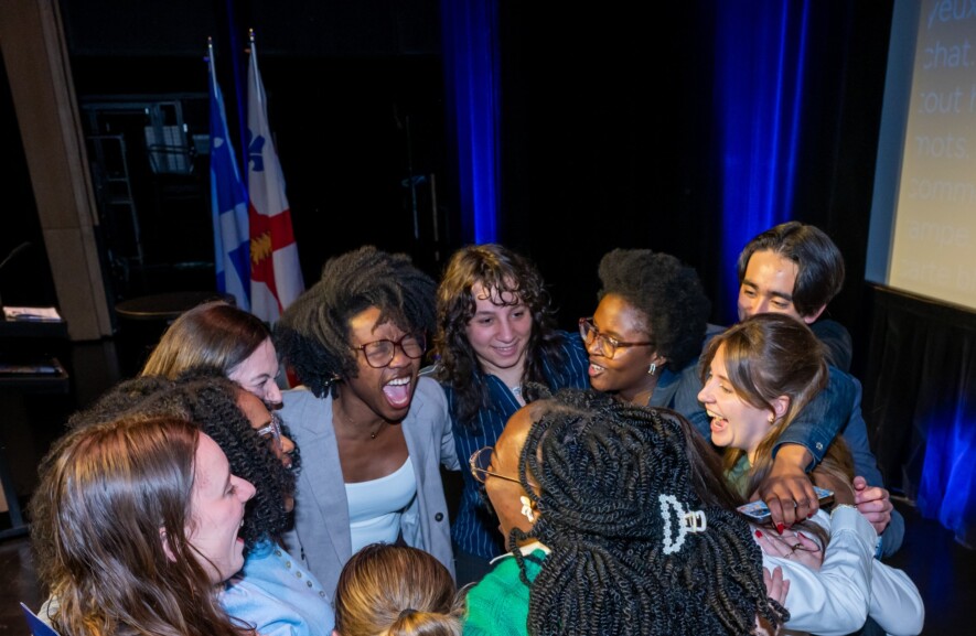 Malgré l’aspect compétitif du concours DTL, une solide camaraderie s’est développée entre les participants à Montréal.
 &mdash; Crédit : Rémy Boily
