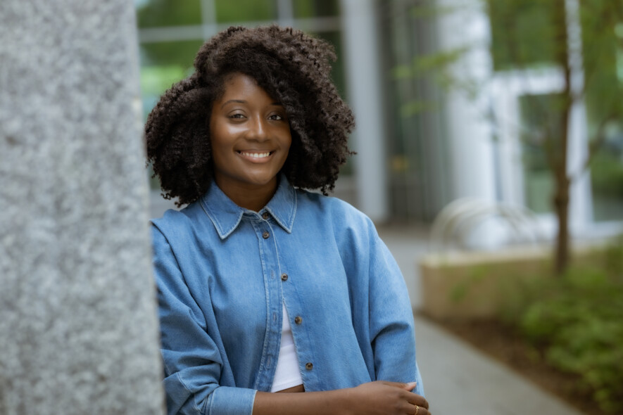 Medgine Mathurin prend une part active au prochain Edmonton Poetry Festival, qui se tient du 13 au 28 avril. 


 &mdash; Crédit : gracieuseté